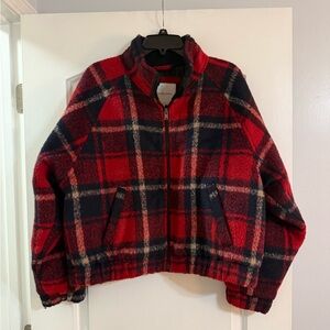 American Eagle Plaid Furry Cropped Jacket Red and Navy Size XL